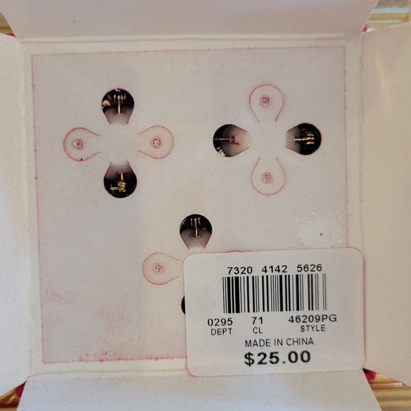 Macy's Holiday Lane Brooch Set ~ NIB ~ Christmas Tree Bow Candy Cane ~ Cute! - Picture 14 of 14